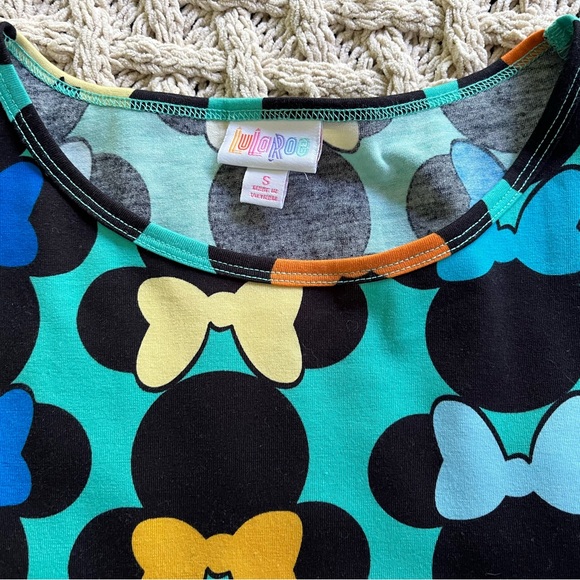 LulaRoe Minnie Mouse Colorful Tunic Top Teal Colorful Bows size Small Disney - Picture 3 of 7